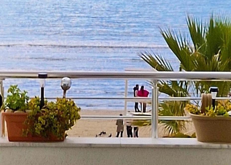 Durres Strand Direkt Am Meer المظهر الخارجي الصورة